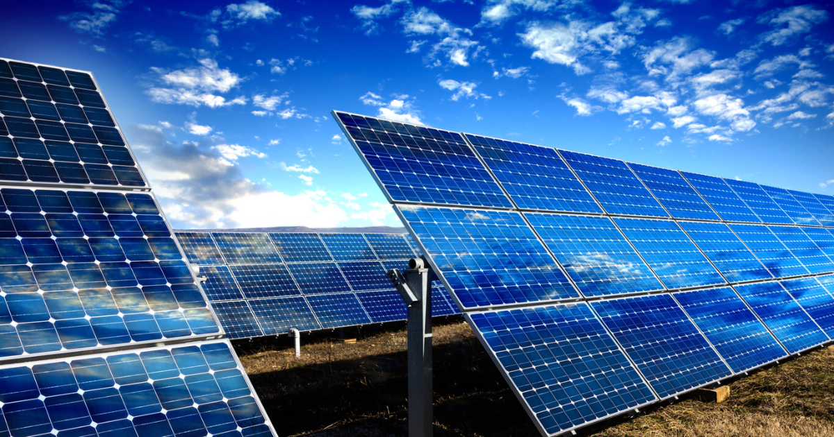 DESIGN E IMPLEMENTAÇÃO DE USINAS SOLARES 96H